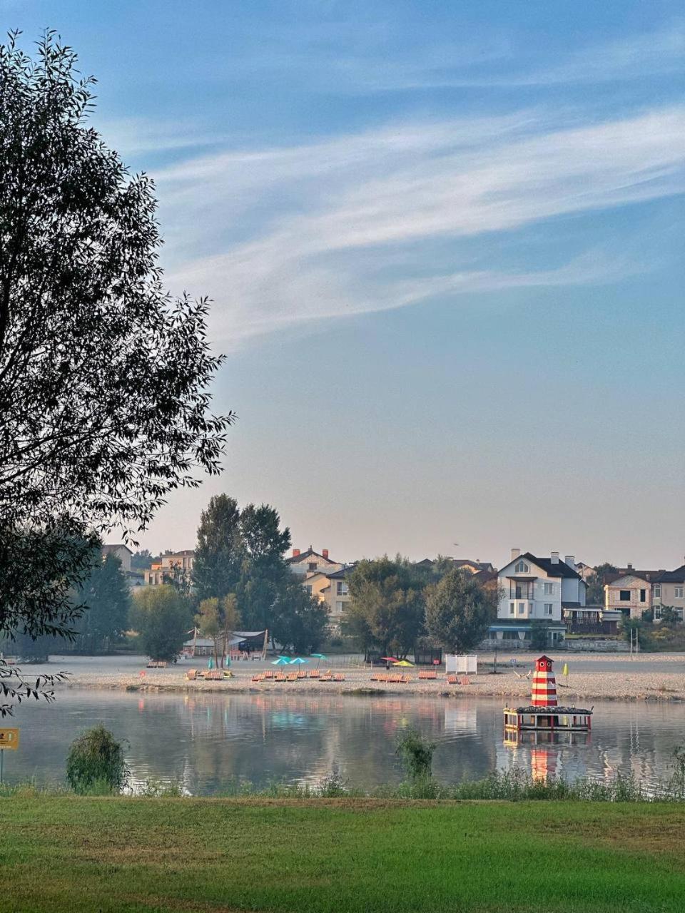 Sherwood Lake Hotel Березівка Екстер'єр фото